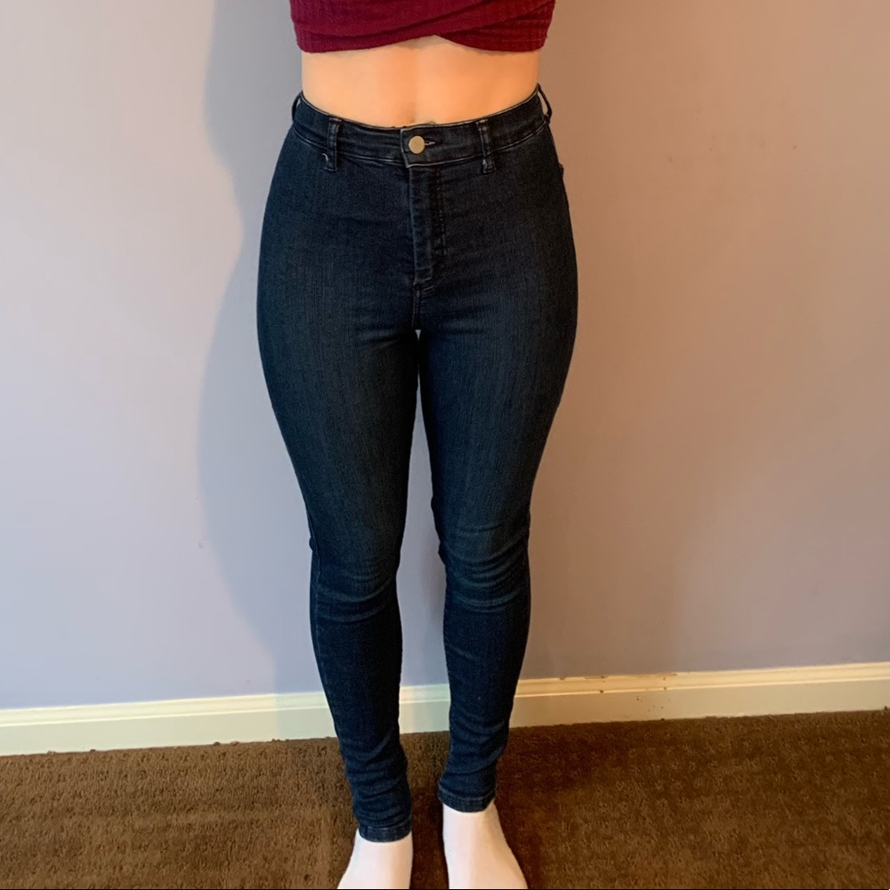 Blue skinny jeans